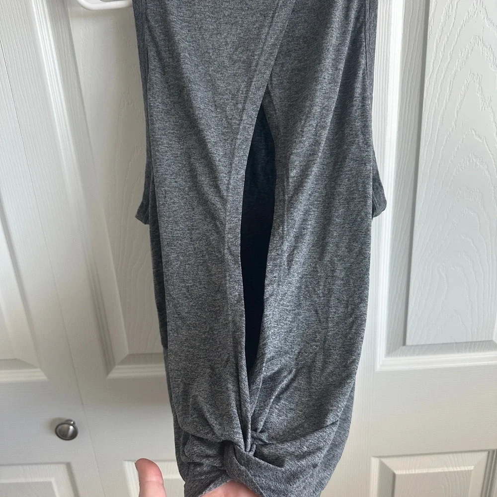 Fabletics Charcoal Tank Top - Picture 5 of 7